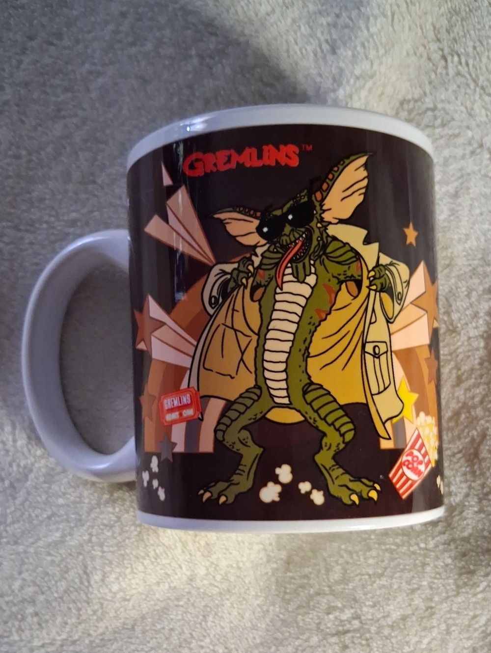 Green VINTAGE GREMLINS Ceramic Mug